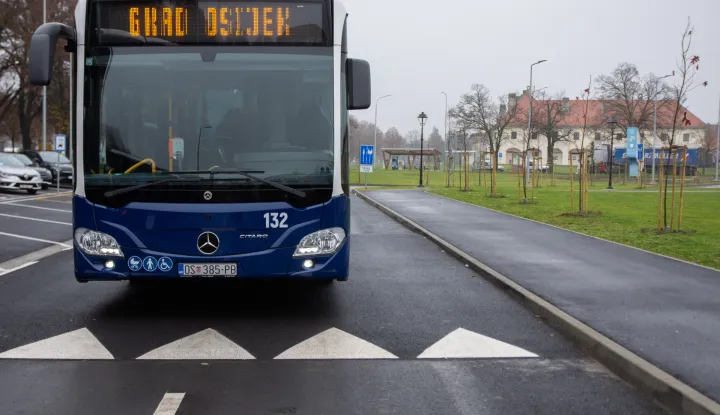 OSIJEK- 09.12.2022., Centar za posjetitelje, GPP, novi gradski autobusi za prijevoz putnika.Foto: Andrea Ilakovac