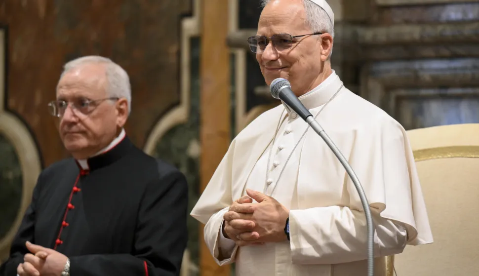 epa12342414 A handout picture provided by the Vatican Media shows Pope Leo XIV during a meeting with the members of the Opera San Francesco per i Poveri in Milan, in Vatican City, 01 September 2025. EPA/VATICAN MEDIA HANDOUT HANDOUT EDITORIAL USE ONLY/NO SALES