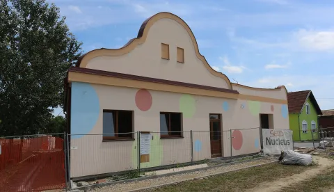 KOPAČEVO, 15. 07. 2020, DAN OPĆINE BILJE. PROČELJE NOVOG DJEČJEG VRIĆA U KOPAČEVU. DJEČJI VRTIĆ KOPAČEVO. DV KOPAČEVO. KORONA VIRUS, COVID-19.snimio GOJKO MITIĆ