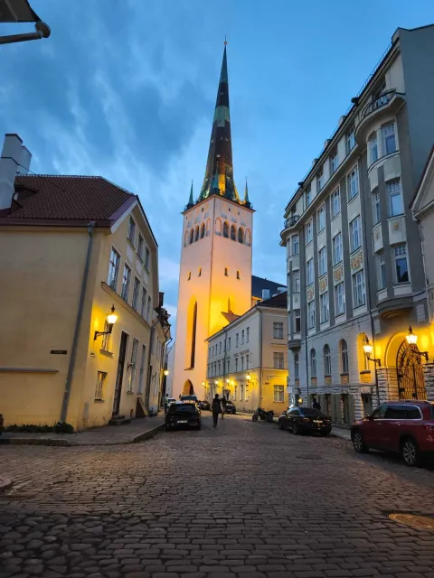 Umjesto razglednice - Tallinn, EstonijaPi&scaron;e: Bruno KoićFoto: Ozana Vignjević/Nikica Torbica2025.
