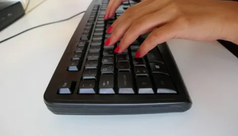 Uplatila lopovu polog i stanarinu za deset mjeseci