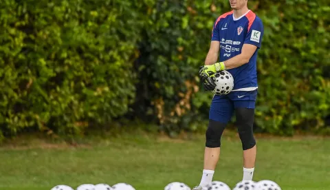 02.09.2025., Zagreb - Trening hrvatske nogometne reprezentacije na stadionu Maksimir uoci utakmica protiv Farskih otoka i Crne Gore u kvalifikacijama za Svjetsko prvenstvo. Dominik Livakovic Photo: Igor Soban/PIXSELL