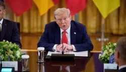 epa12308975 United States President Donald J Trump speaks during a Multilateral Meeting with European Leaders in the East Room of the White House in Washington, DC, USA, 18 August 2025. European Leaders are at the White House in support of President Zelenskyy following President Trump's meeting with President Vladimir Putin of Russia in Anchorage, Alaska, USA, on August 15, 2025. EPA/AARON SCHWARTZ/POOL