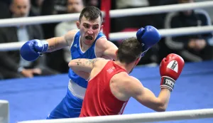 26.02.2023., Zagreb - Zagrebacki boksacki centar na Velesajmu, finale prvenstva Hrvatske u boksu. Light Welter (63,5kg) Matteo Komadina, Filip Poturovic. Photo: Davor Puklavec/PIXSELL