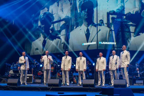 MAGAZIN JANA Domu_mom_ FEST