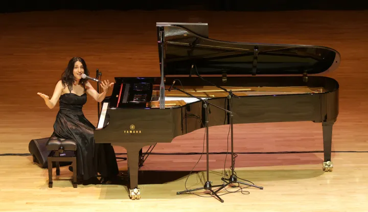 Karizmatična glazbenica Nani Vazana oduševila koncertom