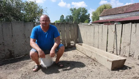21.08.2022., Djurici - Vlasnik OPG-a Antun Golubovic i uzgajivac crne svinje, ostao bez i jedne jer su mu eutanazirane nakon pojave svinjske kuge Photo: Davor Javorovic/PIXSELL