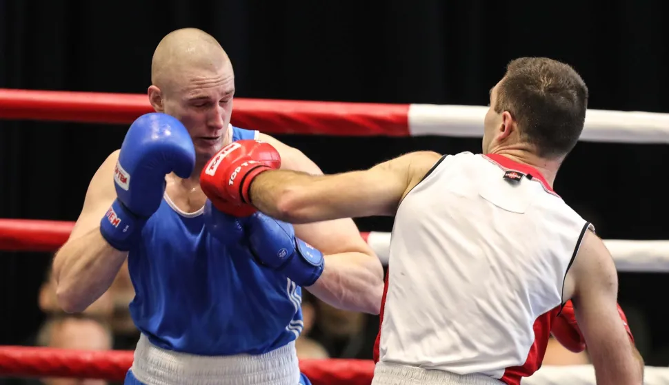 26.01.2020., Zagreb, Velesajam - Prvenstvo Hrvatske u boksu za seniore i senirke. Finalna borba, muskarci do 91 kg, Plantic Damir - Zvonimir Rebolj.Photo: Jurica Galoic/PIXSELL