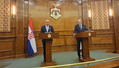 Zagreb, 10.09.2025. - Hrvatska ne odstupa od dvodržavnog rješenja za sukob Izraelaca i Palestinaca, a prioritet joj je ublažavanje patnje civila u Gazi, rekao je u srijedu ministar vanjskih poslova Gordan Grlić Radman jordanskom kolegi Ajmanu Safadiju u Amanu. Na fotografiji Gordan Grlić Radman, Ayman Safadi. foto HINA/ MVEP/ tm
