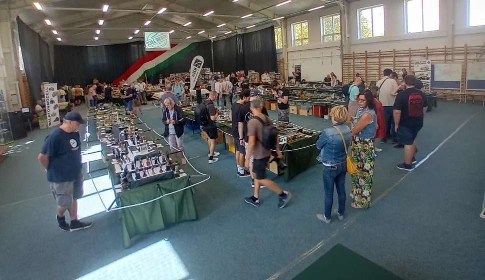 CERIĆAero klub Fenix Cerić, koji je redoviti sudionik nacionalnih i međunarodnih natjecanja i smotri modelara gdje postiže dobre rezultate, prvi je put bio sudionik Scale Balaton, međunarodnog maketarskog natjecanja održanog u mađarskom gradu Balatonkeresztur na obali jezera Balatonarujan 2025.