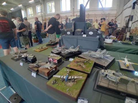 CERIĆAero klub Fenix Cerić, koji je redoviti sudionik nacionalnih i međunarodnih natjecanja i smotri modelara gdje postiže dobre rezultate, prvi je put bio sudionik Scale Balaton, međunarodnog maketarskog natjecanja održanog u mađarskom gradu Balatonkeresztur na obali jezera Balatonarujan 2025.