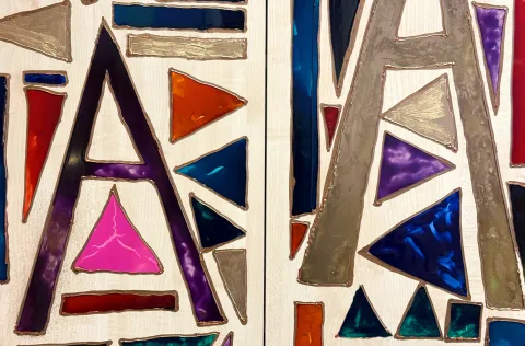 Svoj je kabinet uredila kao kapelicu duha, koja pobuđuje duhovni rast, idejnost i inovativnost