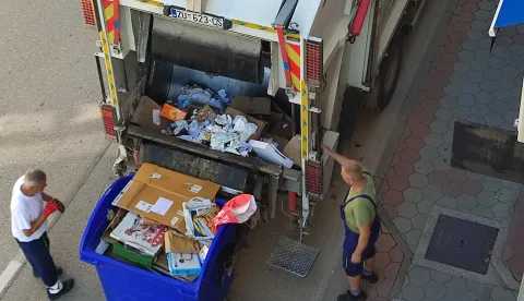 Sakupljanje otpada u Županjisnimila Marija Lešić Omerović