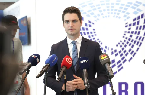 Osijek, 11. 09. 2025., GC, Međunarodni sajam sigurnosti i obrane; DEFCROS 2, DEFCROS, oružje, obrana, naoružanje, Karlo ResslerSNIMIO BRUNO JOBST