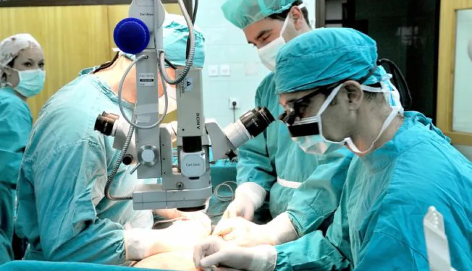 06.02.2014., Pozega - Prva korektivna operacija dojke izvedena u Opcoj zupanijskoj bolnici. Operaciju je obavio kirurg Kristijan Matkovic uz asistenciju dr Davora Mijatovica sa Zagrebackog KBC-a.Photo: Dusan Mirkovic/PIXSELL------četiri stupca novosti