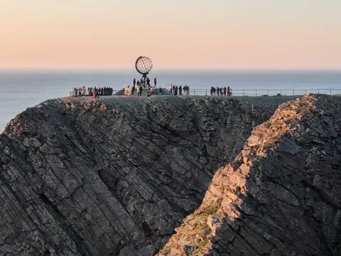 Dva Osječanina, lege jo&scaron; iz &scaron;kolskih klupa, na motociklima &ldquo;Suzikama&rdquo; stigla sve do Nordkappa