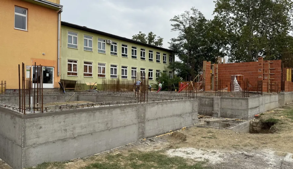 SLAVONSKI BROD - Dogradnja OŠ "Đuro Pilar" odvija se u skladu s predviđenom dinamikom. rujan 2025.