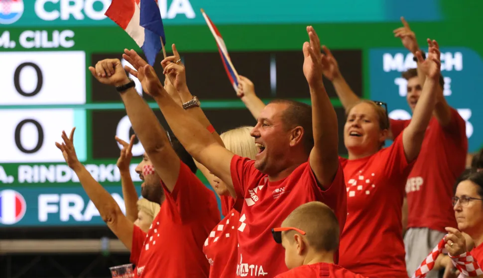 Osijek, 12. 09. 2025, SD Gradski vrt,i Davis Cup meč Hrvatska - Francuska, prvi dan. Marin Čilič i A. Rinderknech. Navijači.snimio GOJKO MITIĆ.