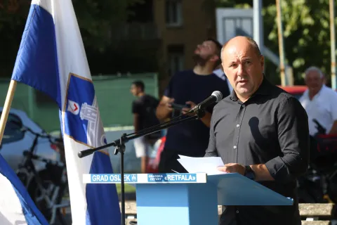 Osijek, 13. 09. 2025, Igrali&scaron;te kod tržnice Retfala. Dan Gradske četvrti Retfala. Miroslav Čabraja.snimio GOJKO MIITĆ