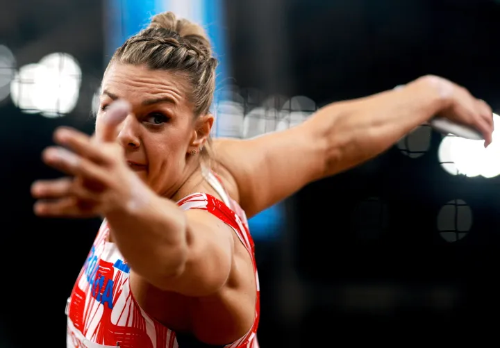 epa12375697 Sandra Elkasevic of Croatia competes in the Women's Discus Throw final at the World Athletics Championships 2025 in Tokyo, Japan, 14 September 2025. EPA/ALEX PLAVEVSKI