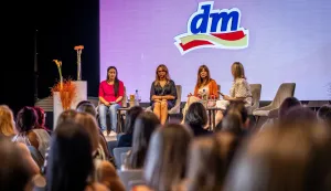 U subotu 13. rujna u Čepinu je održana peta dm ženska konferencija koja je okupila više od 350 žena s ciljem edukacije, osnaživanja i povezivanja.