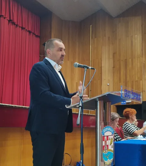 Damir Juzba&scaron;ićsnimila Marija Le&scaron;ić Omerović