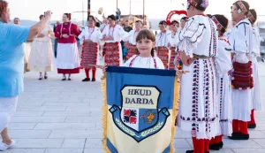 Folklora&scaron;i iz Slavonije i Baranje u Selcu