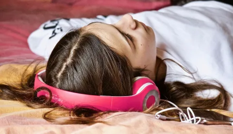 slu&scaron;anje glazbe