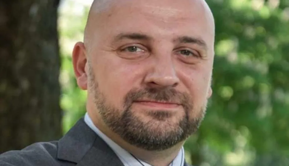 MAGAZIN DENIS AVDAGIC ZAGREBPRIVATNI ALBUM