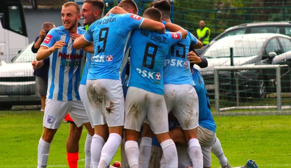 VUKOVAR 1991 - CIBALIA 0:1NOGOMETAŠI CIBALIJERUJAN 2025FOTO: Filip Knezović