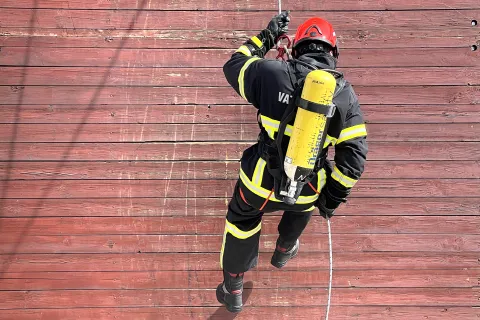 Osijek, 29. 04. 2023, Trg Ivana Pavla II, fire combat, natjecanje, vatrogasciSNIMIO BRUNO JOBST