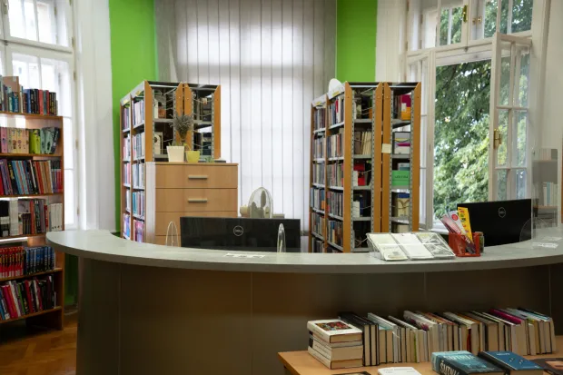 Osijek, GISKO, 29. 07. 2025., S knjigom na plažu; knjiga; knjige; knjižnica, čitanje