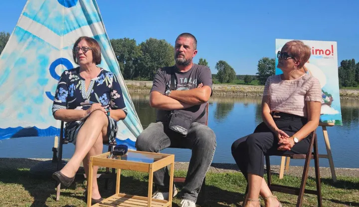 Press Zemlja bez granica, lukobran u Zimskoj luci, 19.9.2025., Suzana Vargović, Roland Marković, Jadranka JurićFoto: Ivana Pau&scaron;ić