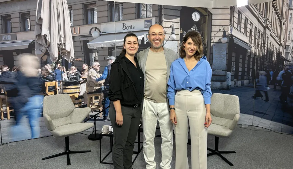 Credit: MANJGURACaption:Dora Odak, Krešimir Macan i Marina Sokač Saraga