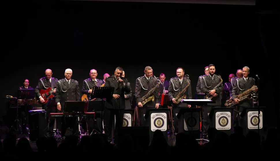 Poklon koncert Jazz orkestra Hrvatske vojske