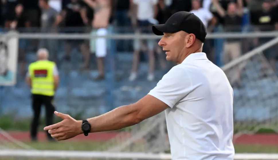 Vinkovci, 22.09.2025. - Utakmica 7. kola HNL-a Vukovar 1991 - Rijeka na Stadionu Cibalia. Na fotografiji trener Vukovara 1991 Kristijan Polovanec. foto HINA/Gordan Pani?/ ua