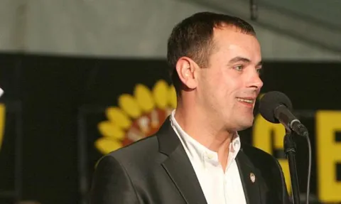 Cepin, 29.09.2017. - 17. CEPINSKI SUNCOKRETI - Svecano otvorenje i koncert KUD-a I. K. Adamovic a poslije koncert sastava LEGE. - Igraliste OS Vladimir NazorFoto: Zeljko Sepic