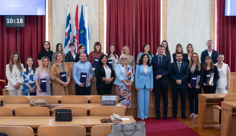 Osijek, 23. 09. 2025., Potpore za poslijediplomske studijeNataša Tramišak; Miranda Glavaš - Kul; Boris Crnković; cjeloživotno obrazovanje; stipendisti; kandidati; poslijediplomski studij