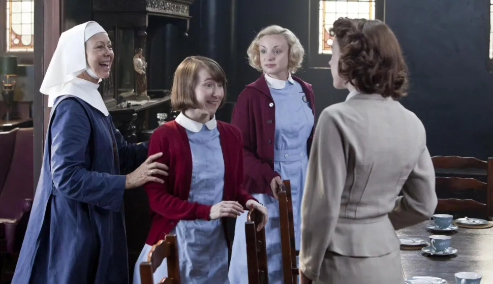 ZOVITE BABICU ("Call the Midwife") serija