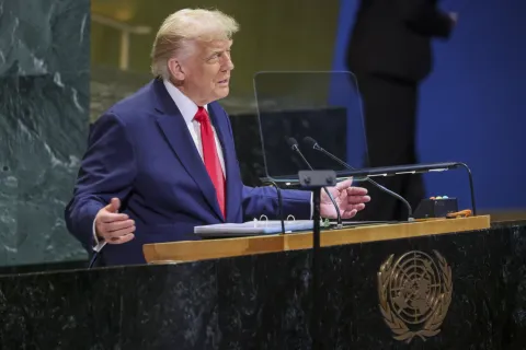 epa12399872 US President Donald Trump speaks during the General Debate of the 80th session of the United Nations General Assembly (UNGA) at the United Nations headquarters in New York, New York, USA, 23 September 2025. EPA/SARAH YENESEL
