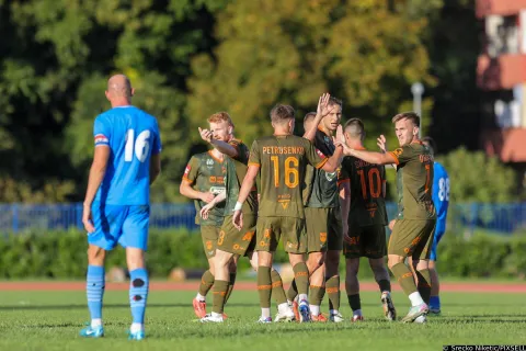 24.09.2025., stadion SRC "Uljanik Veruda", Pula - SuperSport Hrvatski nogometni kup, sesnaestina finala, NK Uljanik - NK Osijek. Luka Vrbancic, Luka Jelenic,Nail Omerovic Photo: Srecko Niketic/PIXSELL