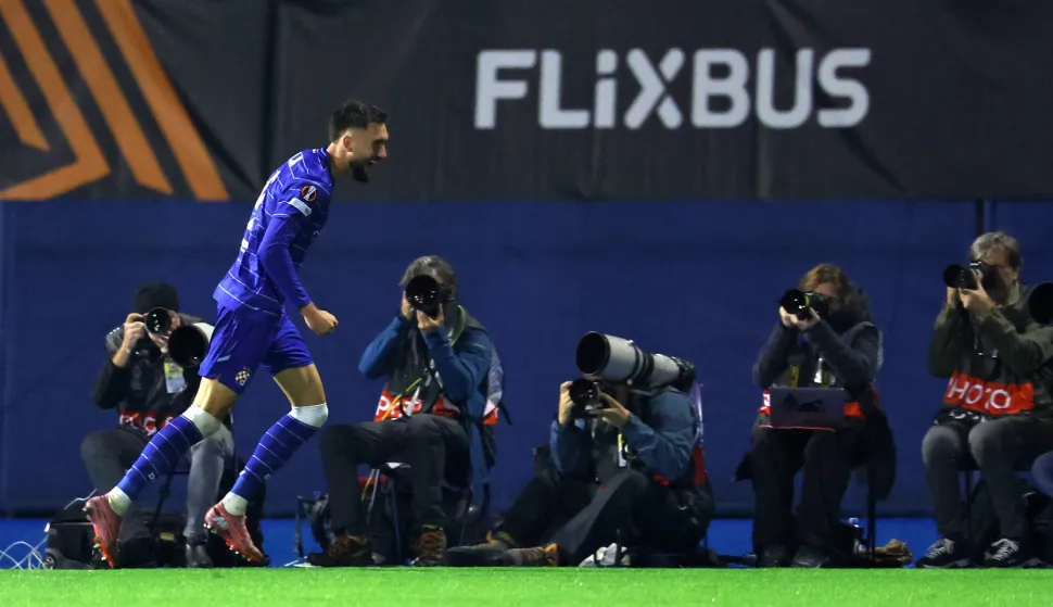Zagreb, 24.9.2025 - Susret 1. kola Europske lige Dinamo - Fenerbah?e na stadionu Maksimir. Na slici Dion Beljo slavi drugi pogodak. foto HINA/ Damir SEN?AR/ ua