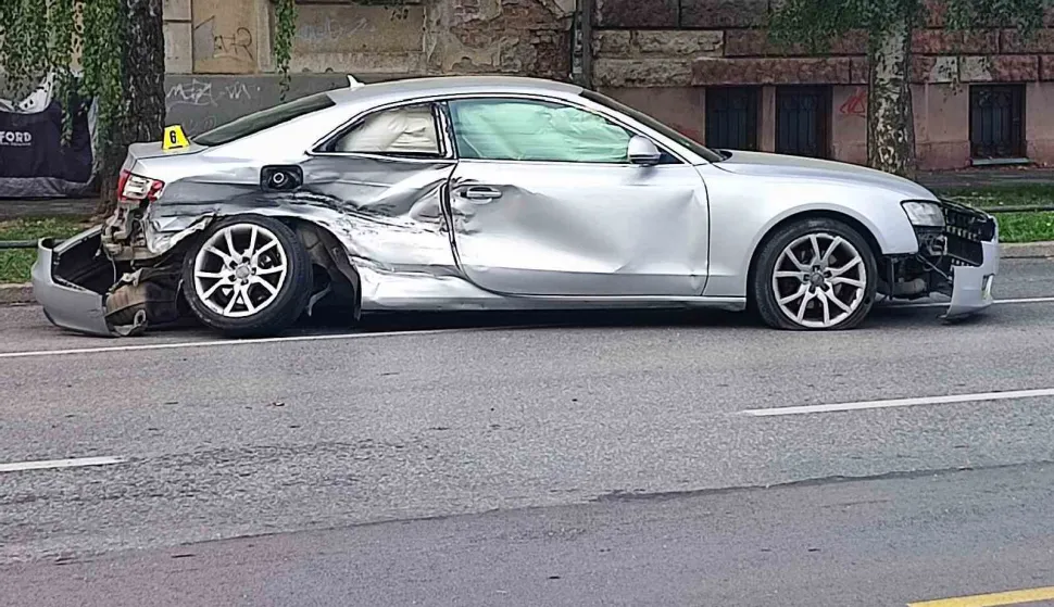 Sudar na raskrižju Stepinčeve i Vukovarske