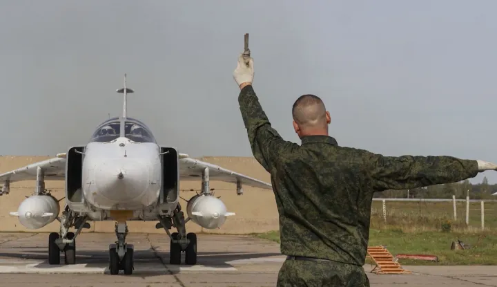 epa12379946 A still image taken from handout video provided 15 September 2025 by the Russian Defence ministry press-service shows a Russian Mikoyan MiG-31 a supersonic interceptor aircraft preparing for flight while taking part in the Zapad-2025 (West-2025) joint military drills of the Russian and Belarus armed forces at an undisclosed location in Russia. EPA/RUSSIAN DEFENCE MINISTRY PRESS SERVICE/HANDOUT HANDOUT EDITORIAL USE ONLY/NO SALESHANDOUT EDITORIAL USE ONLY/NO SALES