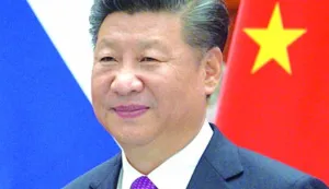 epa05523151 Chinese President Xi Jinping (R) and Russian President Vladimir Putin (L) shake hands prior their meeting within the framework of the G20 Summit at the West Lake State Guest House in Hangzhou, China, 04 September 2016. The G20 Summit is held in Hangzhou on 04 to 05 September. EPA/ALEXEI DRUZHININ/SPUTNIK/KREMLIN POOL