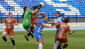 Osijek, 28. 09. 2025, Stadion Gradski vrt. Osijek - Agram (Zagreb), Magenta liga nogometašica.snimio GOJKO MITIĆ