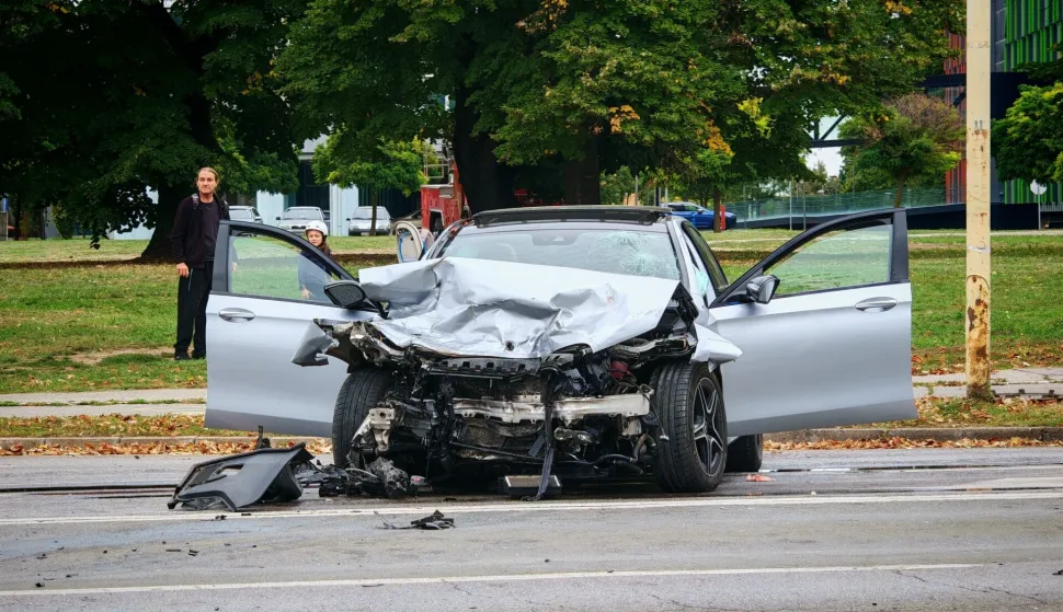Sudar na križanju Vukovarske i Svačićeve ulice u Osijeku