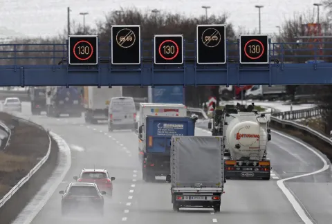 epa07327430 A view of a digital speed limit sign of 130 km/h at the Highway A 61 near Koblenz, Germany, 28 January 2019. The German government rejects a general speed limit on German motorways, said government spokesman Steffen Seibert on 28 January 2019. The debate about a maximum speed of 130 kilometres per hour on German motorways was again boiling up after the corresponding proposals of the working group 'Climate Protection in Transport' of the government commission on the future of mobility had become known. EPA/RONALD WITTEK