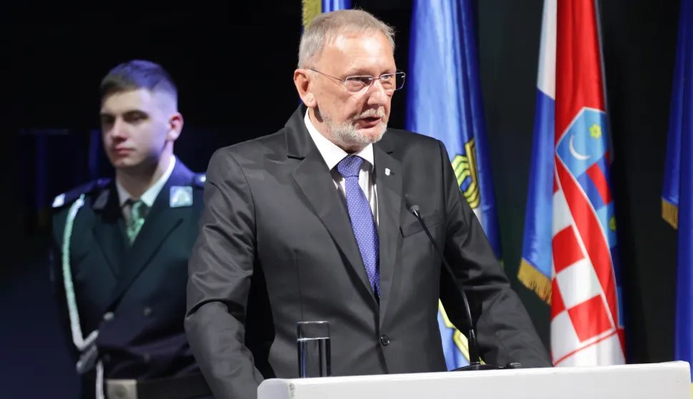 Zagreb, 29.09.2025.- Svečana akademija u povodu obilježavanja Dana policije, u sklopu koje su se najboljim policijskim službenicama i službenicima dodijelile zahvalnice, priznanja, godišnje nagrade i medalje za izuzetan pothvat.foto HINA/ Admir BULJUBAŠIĆ/ abu