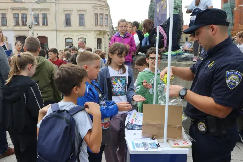 Osijek,25. 09. 2025, Trg Ante Starčevića, akcija, Sigurno do cilja.snimio GOJKO MITIĆ